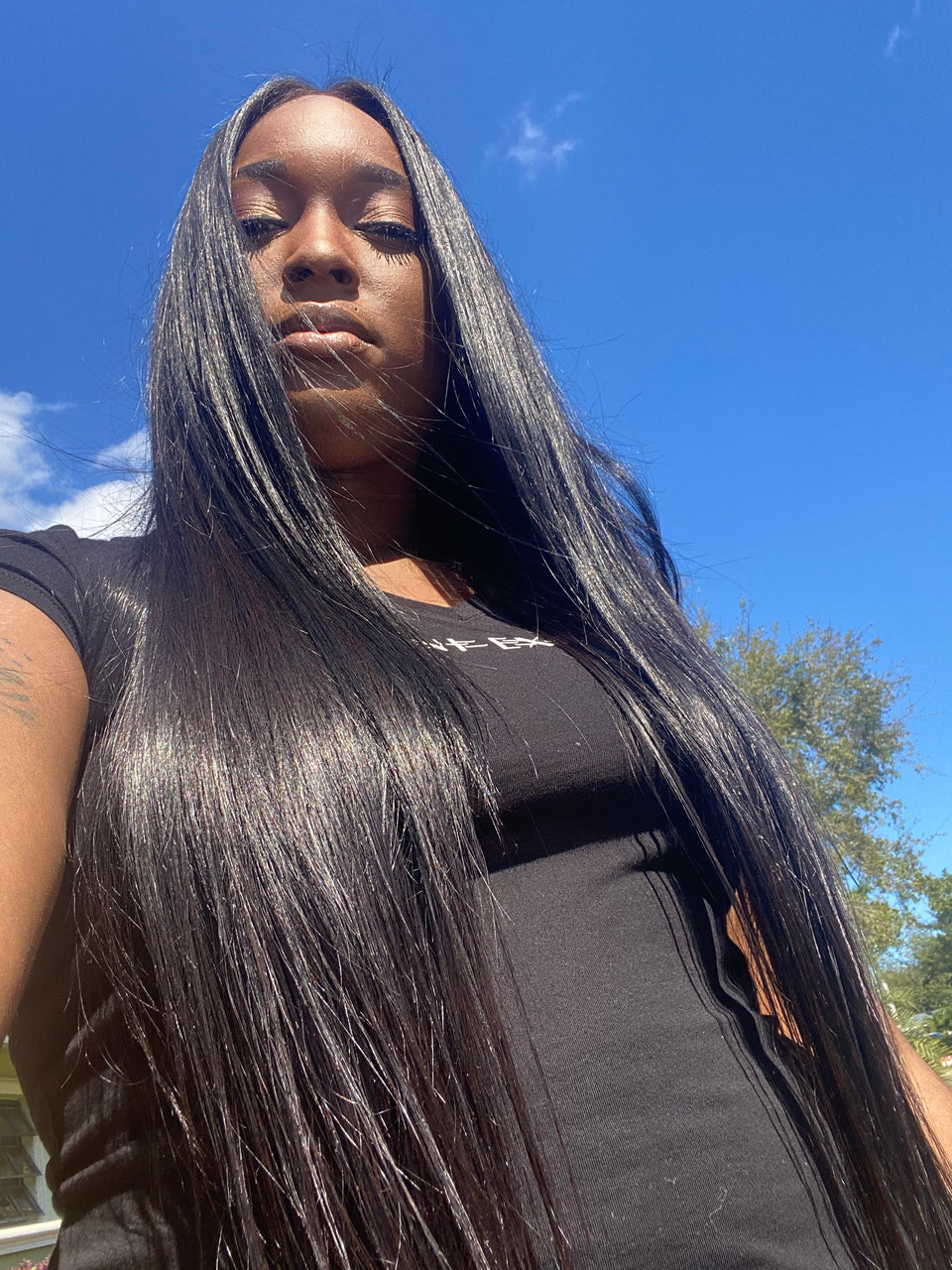 STRAIGHT HAIR & WIGS